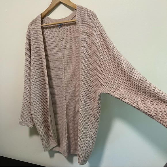 Charlotte Russe Open Cardigan Sweater | Mauve Pink | 100% Acrylic - Picture 3 of 10